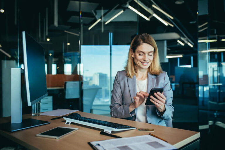 Pode Usar Celular no Trabalho? Saiba Mais